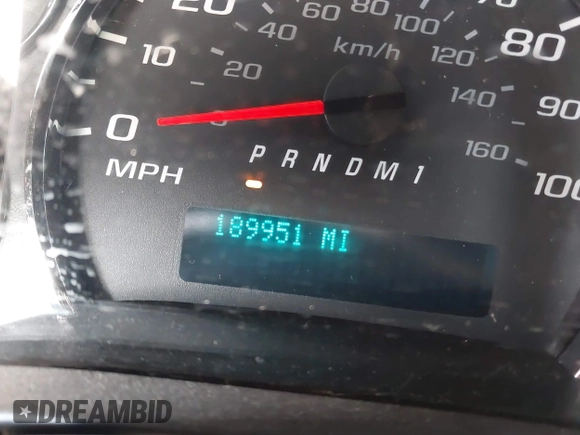 2018 Chevrolet Express Cargo with VIN 1GCWGAFG7J1906173, listed as a IAAI auction lot 42176671 with 189,951 mi miles and . Bid and sale history available at DreamBid. Image 15.