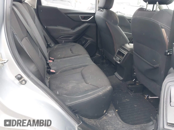 2019 Subaru Forester with VIN JF2SKACC9KH439492, listed as a IAAI auction lot 41570280 with 186,563 mi miles. Bid and sale history available at carsss.com. Image 8.