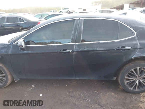 2020 Toyota Camry SE z VIN 4T1G11AK3LU945597, wystawiony jako IAAI lot #41292468 z przebiegiem 116 763 mil mil oraz . Historia ofert i sprzedaży dostępna na DreamBid. Obrazek 15.