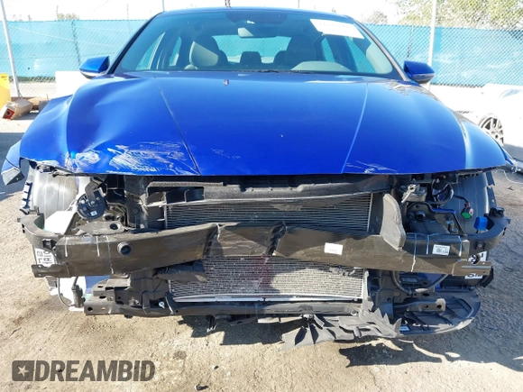 2024 Hyundai Elantra SEL with VIN KMHLM4DG7RU751436, listed as a IAAI auction lot 41882763 with 11,447 mi miles and . Bid and sale history available at DreamBid. Image 6.