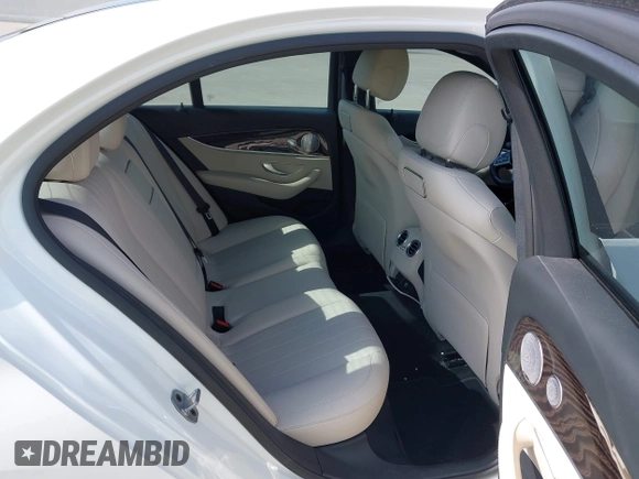 2019 Mercedes-Benz E 300 with VIN WDDZF4JBXKA504054, listed as a IAAI auction lot 42030792 with 81,080 mi miles and . Bid and sale history available at DreamBid. Image 8.