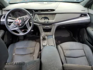 2021 Cadillac XT5 AWD Luxury z VIN 1GYKNBR4XMZ112957, wystawiony jako Copart lot #45513165 z przebiegiem 45 322 mil mil oraz Czysty tytuł • Clean title. Historia ofert i sprzedaży dostępna na DreamBid. Obrazek 8.