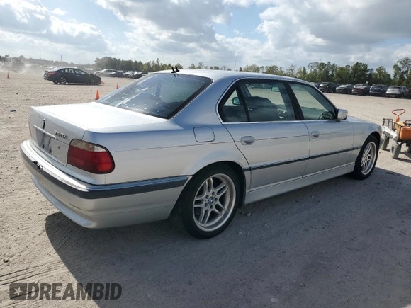 2001 BMW 7 Series 740iL with VIN WBAGH83471DP25381, listed as a Copart auction lot 82476994 with 236,876 mi miles and Clean Title. Bid and sale history available at carsss.com. Image 3.