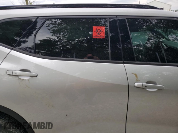 2020 Chevrolet Blazer LT z VIN 3GNKBCRS5LS606455, wystawiony jako Copart lot #58908335 z przebiegiem Nie podano mil oraz Nie do naprawy • Non repairable. Historia ofert i sprzedaży dostępna na DreamBid. Obrazek 11.