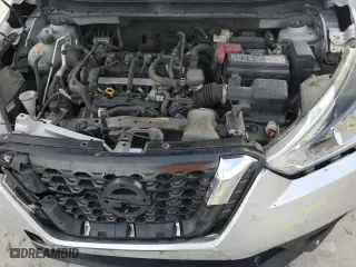 2018 Nissan Kicks SV with VIN 3N1CP5CU6JL505374, listed as a Copart auction lot 47534615 with 120,429 mi miles and Salvage Title. Bid and sale history available at carsss.com. Image 11.