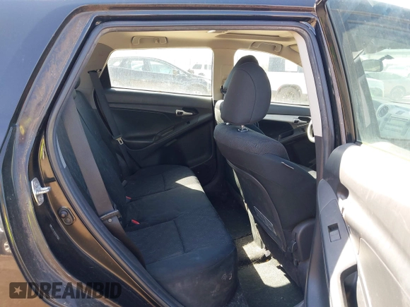 2010 Toyota Matrix S with VIN 2T1KE4EE8AC039514, listed as a IAAI auction lot 41808814 with 156,735 mi miles and . Bid and sale history available at DreamBid. Image 8.