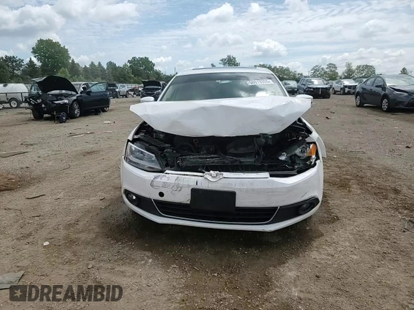 2012 Volkswagen Jetta TDI w/Premium & Nav with VIN 3VWLL7AJ4CM360634, listed as a Copart auction lot 58619355 with 171,903 mi miles and Salvage title. Bid and sale history available at DreamBid. Image 13.