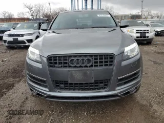 2015 Audi Q7 Premium Plus z VIN WA1LGAFE8FD001846, wystawiony jako Copart lot #47010255 z przebiegiem 80 156 mil mil oraz Szkoda całkowita • Salvage title. Historia ofert i sprzedaży dostępna na DreamBid. Obrazek 5.