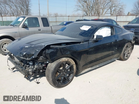 2019 Ford Mustang GT z VIN 1FA6P8CF0K5129940, wystawiony jako IAAI lot #41795075 z przebiegiem 21 758 mil mil oraz . Historia ofert i sprzedaży dostępna na DreamBid. Obrazek 2.