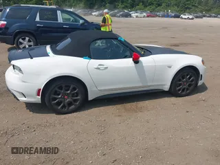 2019 FIAT 124 Spider Lusso with VIN JC1NFAEK8K0141936, listed as a IAAI auction lot 42406202 with 17,556 mi miles and . Bid and sale history available at DreamBid. Image 13.