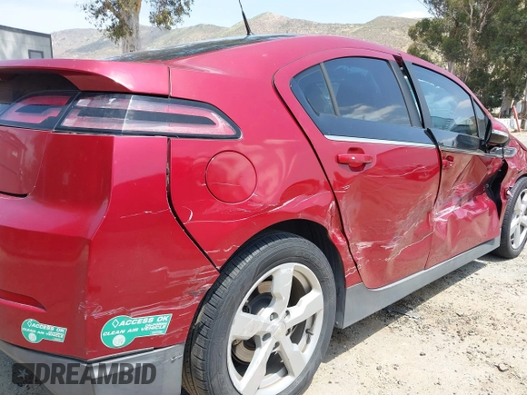 2013 Chevrolet Volt with VIN 1G1RE6E42DU105640, listed as a IAAI auction lot 42086034 with 221,123 mi miles and . Bid and sale history available at carsss.com. Image 16.