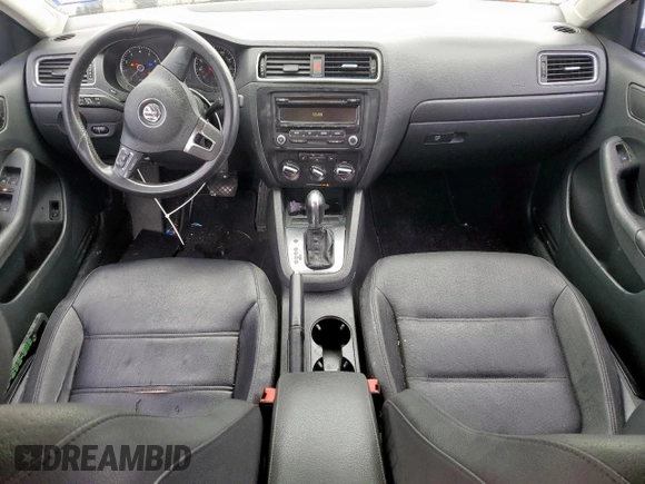 2012 Volkswagen Jetta SE with VIN 3VWDX7AJ7CM339995, listed as a Copart auction lot 60533525 with 199,028 mi miles and Clean title. Bid and sale history available at DreamBid. Image 8.