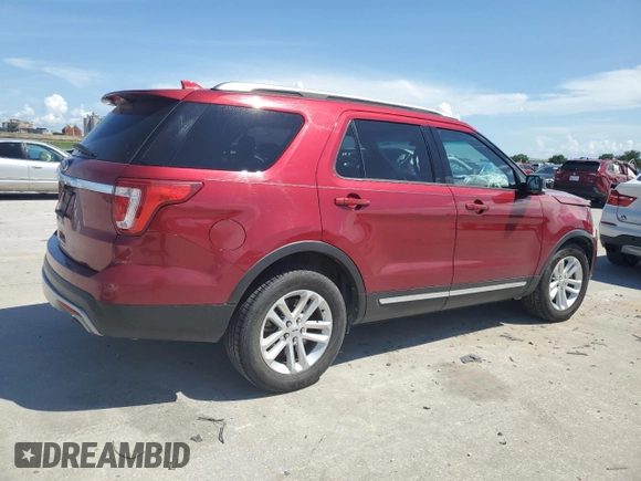 2017 Ford Explorer XLT with VIN 1FM5K7D80HGA31658, listed as a Copart auction lot 62325715 with 108,937 mi miles and Salvage title. Bid and sale history available at DreamBid. Image 3.