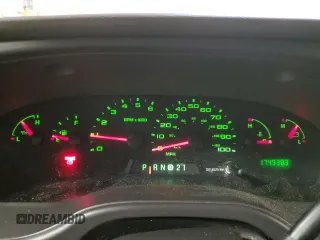2004 Ford Econoline Cargo z VIN 1FTNE24LX4HA23218, wystawiony jako Copart lot #57945815 z przebiegiem 174 938 mil mil oraz Szkoda całkowita • Salvage title. Historia ofert i sprzedaży dostępna na DreamBid. Obrazek 9.