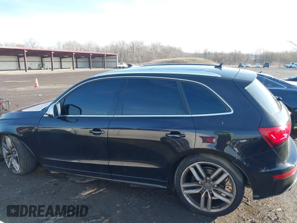 2014 Audi SQ5 Prestige with VIN WA1VGAFP0EA029327, listed as a IAAI auction lot 41195533 with 65,040 mi miles and . Bid and sale history available at DreamBid. Image 14.