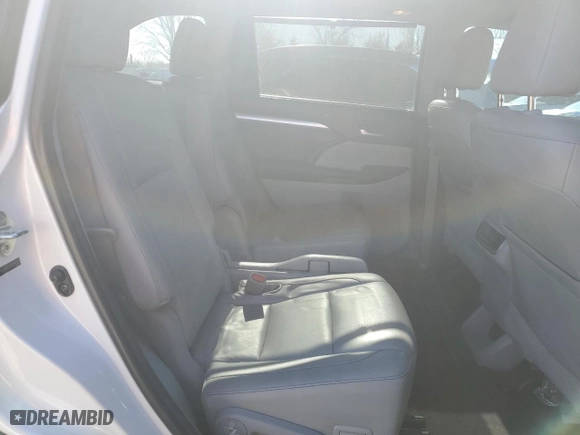 2014 Toyota Highlander XLE with VIN 5TDJKRFH2ES068322, listed as a Copart auction lot 41780005 with 141,720 mi miles and Salvage Title. Bid and sale history available at carsss.com. Image 12.