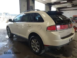 2007 Lincoln MKX z VIN 2LMDU88C97BJ02862, wystawiony jako IAAI lot #42321403 z przebiegiem 204 554 mil mil oraz . Historia ofert i sprzedaży dostępna na DreamBid. Obrazek 3.