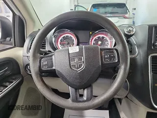2017 Dodge Grand Caravan SE with VIN 2C7WDGBG4HR687098, listed as a IAAI auction lot 42079345 with 185,926 mi miles and . Bid and sale history available at DreamBid. Image 1.