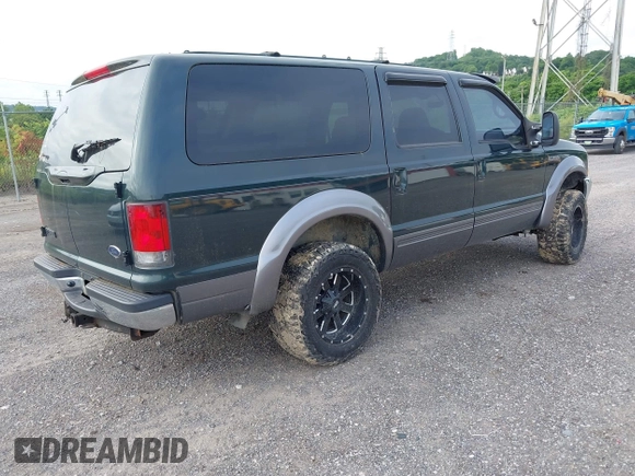 2002 Ford Excursion XLT z VIN 1FMSU41F12EB48358, wystawiony jako IAAI lot #42393292 z przebiegiem 200 377 mil mil oraz . Historia ofert i sprzedaży dostępna na DreamBid. Obrazek 4.