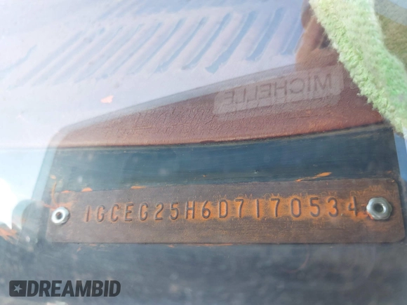 1983 Chevrolet Chevy Van z VIN 1GCEG25H7D7170543, wystawiony jako IAAI lot #41955600 z przebiegiem 49 027 mil mil oraz . Historia ofert i sprzedaży dostępna na DreamBid. Obrazek 9.