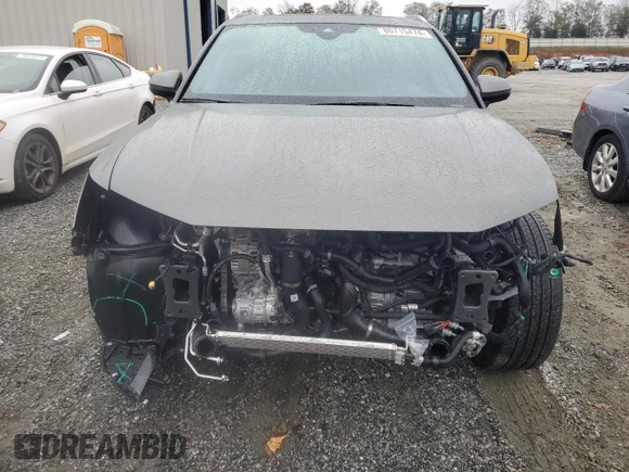 2024 Audi Q3 S line Premium Plus z VIN WA1EECF33R1019380, wystawiony jako Copart lot #80715474 z przebiegiem 6 651 mil mil oraz Szkoda całkowita • Salvage title. Historia ofert i sprzedaży dostępna na DreamBid. Obrazek 5.