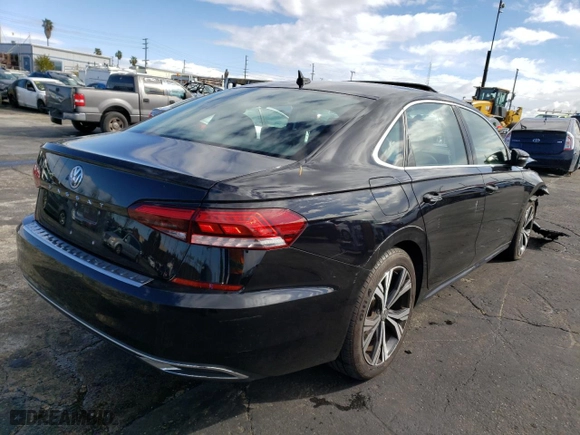 2022 Volkswagen Passat 2.0T SE with VIN 1VWSA7A30NC000381, listed as a Copart auction lot 42116793 with 19,241 mi miles. Bid and sale history available at carsss.com. Image 3.