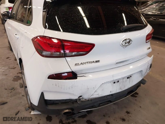 2020 Hyundai Elantra GT N Line with VIN KMHH55LC9LU127717, listed as a IAAI auction lot 41635321 with 71,667 mi miles. Bid and sale history available at carsss.com. Image 18.