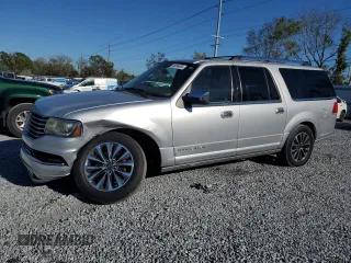 2015 Lincoln Navigator z VIN 5LMJJ3HT8FEJ08498, wystawiony jako Copart lot #48394665 z przebiegiem 108 296 mil mil oraz Szkoda całkowita • Salvage title. Historia ofert i sprzedaży dostępna na DreamBid. Obrazek 1.