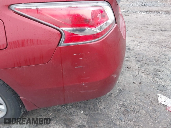 2014 Nissan Altima 2.5 with VIN 1N4AL3AP2EC165035, listed as a IAAI auction lot 41552228 with 228,307 mi miles and . Bid and sale history available at DreamBid. Image 6.
