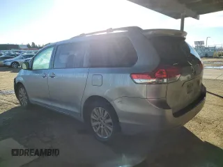 2013 Toyota Sienna LE with VIN 5TDJK3DC7DS063345, listed as a Copart auction lot 41707155 with 268,833 mi miles and Salvage Title. Bid and sale history available at carsss.com. Image 2.