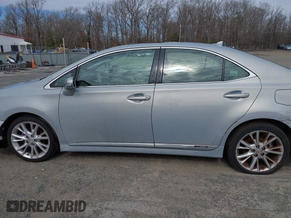 2010 Lexus HS 250h with VIN JTHBB1BA0A2000891, listed as a IAAI auction lot 41565585 with Not Provided miles and . Bid and sale history available at DreamBid. Image 13.