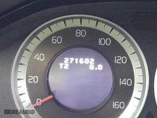 2012 Volvo XC60 3.0L with VIN YV4902DZ1C2305282, listed as a IAAI auction lot 41042231 with 271,602 mi miles. Bid and sale history available at carsss.com. Image 14.