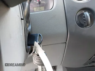 2007 Ford F-150 XLT с VIN 1FTPX14517FB19303, выставлен на аукционе IAAI как лот 42676971 с пробегом 246 050 миль миль и . История ставок и продаж доступна на DreamBid. Изображение 11.