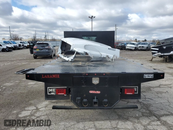 2023 Chevrolet Silverado 1500 with VIN 1HTKHPVM3PH723040, listed as a Copart auction lot 43317695 with 2,944 mi miles and Salvage Title. Bid and sale history available at DreamBid. Image 6.