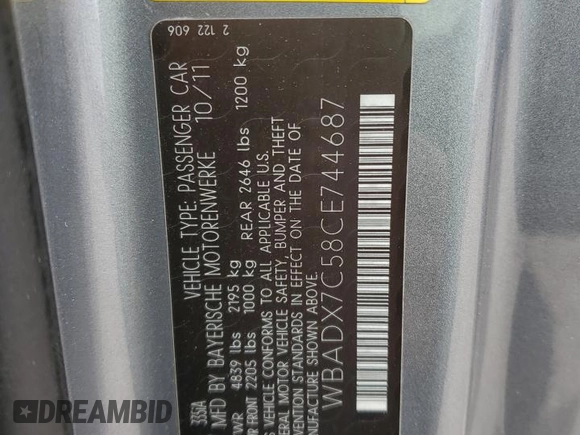 2012 BMW 3 Series 335i z VIN WBADX7C58CE744687, wystawiony jako Copart lot #83197624 z przebiegiem 157 416 mil mil oraz Szkoda całkowita • Salvage title. Historia ofert i sprzedaży dostępna na DreamBid. Obrazek 13.