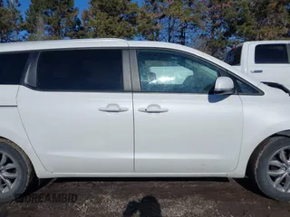 2019 Kia Sedona LX with VIN KNDMB5C13K6547535, listed as a IAAI auction lot 41430560 with 59,937 mi miles. Bid and sale history available at carsss.com. Image 13.