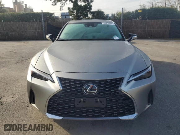 2023 Lexus IS 300 z VIN JTHCA1D25P5124076, wystawiony jako Copart lot #50230935 z przebiegiem 12 710 mil mil oraz Szkoda całkowita • Salvage title. Historia ofert i sprzedaży dostępna na DreamBid. Obrazek 5.