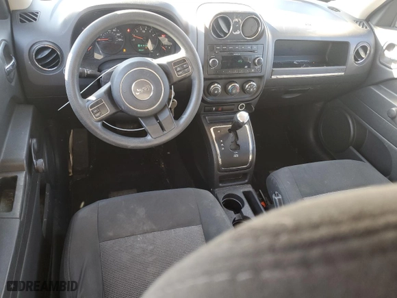 2011 Jeep Patriot Sport with VIN 1J4NF1GBXBD187724, listed as a Copart auction lot 47008565 with 176,820 mi miles and Salvage Title. Bid and sale history available at carsss.com. Image 8.