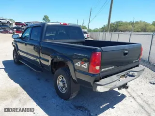 2003 Chevrolet Silverado 2500HD LS with VIN 1GCHK23U73F258069, listed as a IAAI auction lot 41822665 with 121,506 mi miles. Bid and sale history available at carsss.com. Image 3.