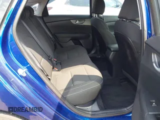 2021 Kia Forte LXS with VIN 3KPF24AD5ME384836, listed as a IAAI auction lot 42098713 with 29,107 mi miles and . Bid and sale history available at DreamBid. Image 8.