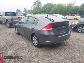 2010 Honda Insight LX z VIN JHMZE2H53AS012121, wystawiony jako IAAI lot #42367197 z przebiegiem 263 347 mil mil oraz . Historia ofert i sprzedaży dostępna na DreamBid. Obrazek 3.