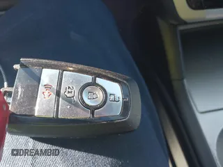 2022 Ford Explorer XLT с VIN 1FMSK7DH7NGB67316, выставлен на аукционе IAAI как лот 42144069 с пробегом 59 642 миль миль и . История ставок и продаж доступна на DreamBid. Изображение 11.
