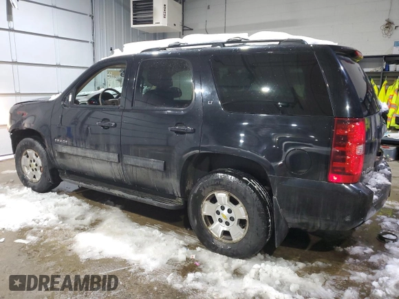 2010 Chevrolet Tahoe LT z VIN 1GNUKBE03AR186637, wystawiony jako Copart lot #44437825 z przebiegiem 223 361 mil mil oraz Szkoda całkowita • Salvage title. Historia ofert i sprzedaży dostępna na DreamBid. Obrazek 2.