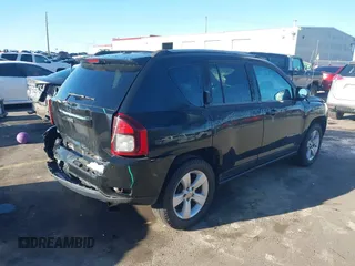 2016 Jeep Compass Sport with VIN 1C4NJCBA8GD560507, listed as a IAAI auction lot 41819228 with 123,294 mi miles and . Bid and sale history available at DreamBid. Image 4.