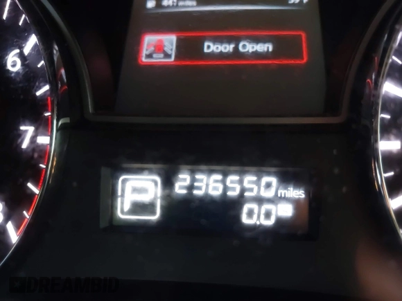 2014 Nissan Altima S with VIN 1N4AL3AP3EN351364, listed as a IAAI auction lot 40311520 with 236,550 mi miles and . Bid and sale history available at carsss.com. Image 15.