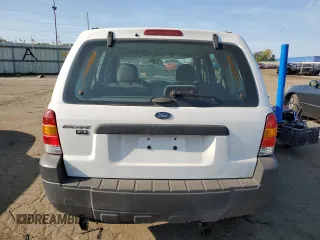 2006 Ford Escape XLS with VIN 1FMYU02Z76KC14463, listed as a Copart auction lot 75658534 with 215,627 mi miles and Clean Title. Bid and sale history available at carsss.com. Image 6.