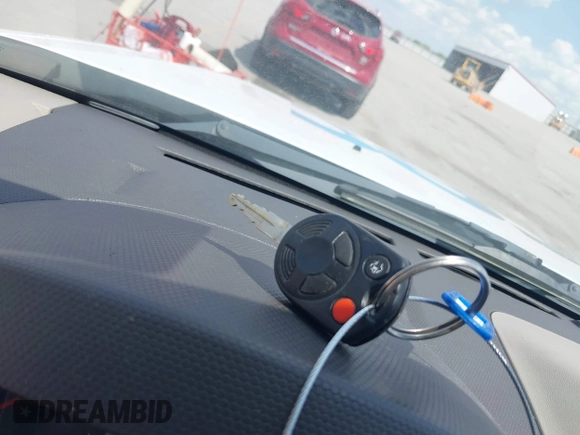 2011 Ford Escape XLS with VIN 1FMCU0C73BKB27886, listed as a IAAI auction lot 42259185 with 198,602 mi miles and . Bid and sale history available at DreamBid. Image 11.