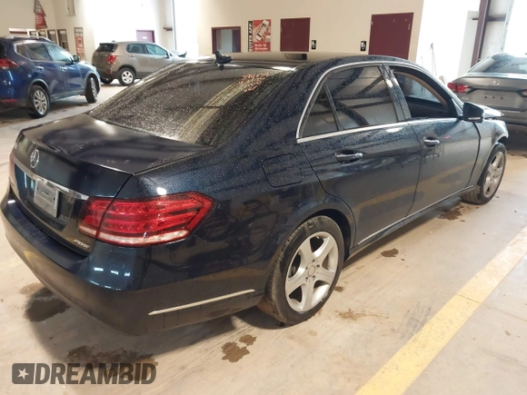 2014 Mercedes-Benz E 350 Sport with VIN WDDHF5KB1EB012110, listed as a IAAI auction lot 42318547 with Not provided miles and . Bid and sale history available at DreamBid. Image 4.