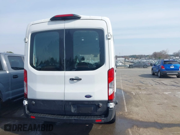 2019 Ford Transit with VIN 1FTYR2CM0KKA87201, listed as a IAAI auction lot 41741165 with 81,635 mi miles. Bid and sale history available at carsss.com. Image 16.