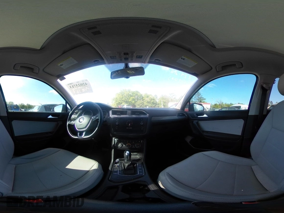 2019 Volkswagen Tiguan SE with VIN 3VV3B7AX2KM006055, listed as a IAAI auction lot 42023713 with 83,570 mi miles and . Bid and sale history available at DreamBid. Image 19.